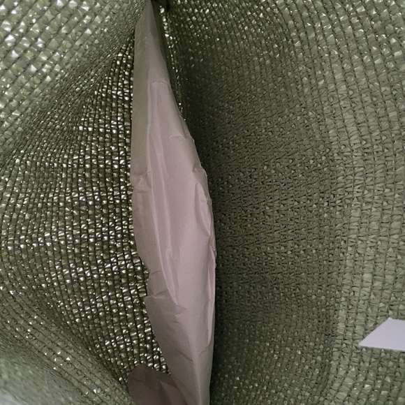 Straw Large Floral Top Trim Tote Handbag - Picture 5 of 7